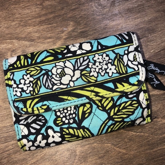 Vera Bradley green & blue floral wallet - Picture 8 of 9